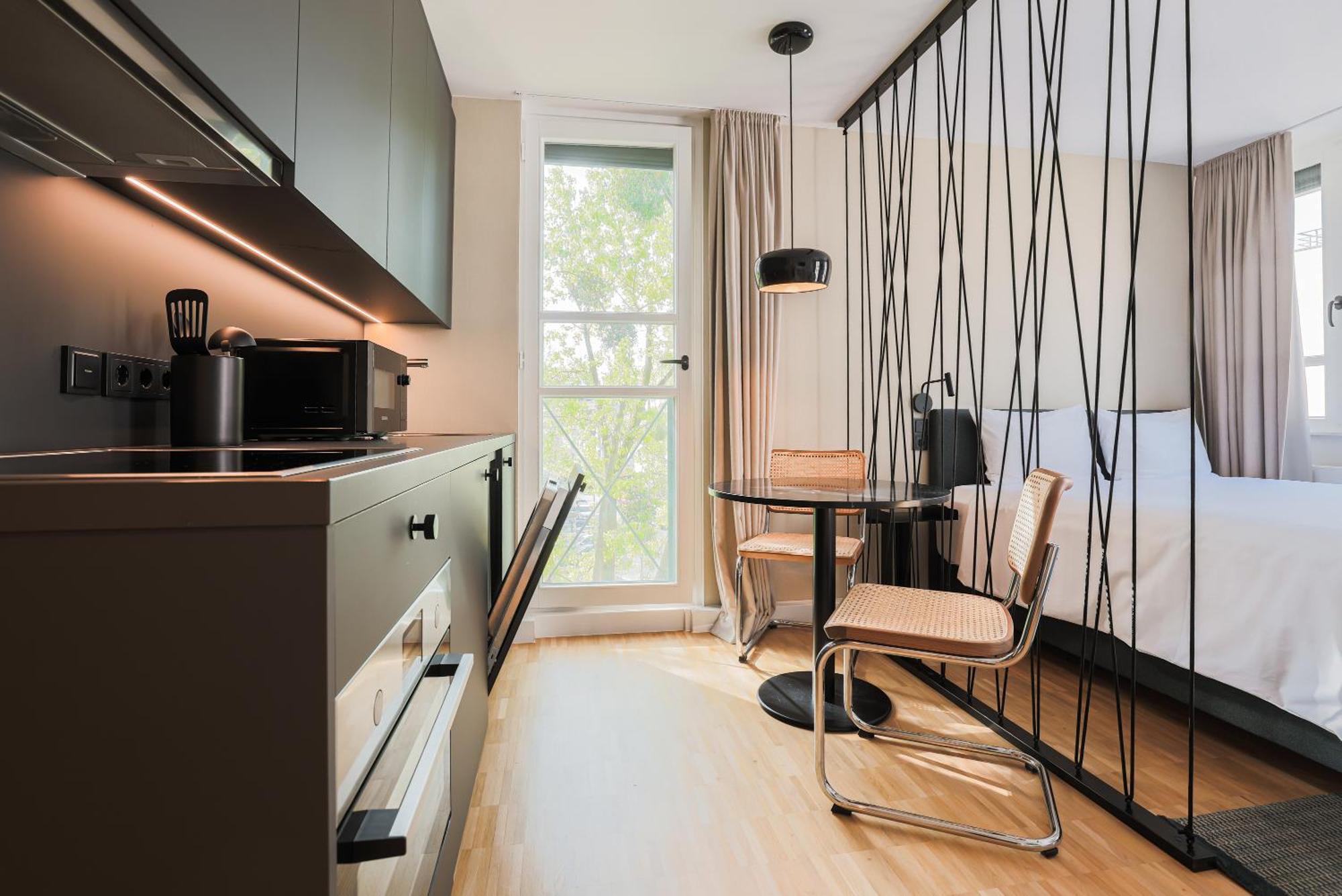 Aparthotel Bob W Schwabing Munich