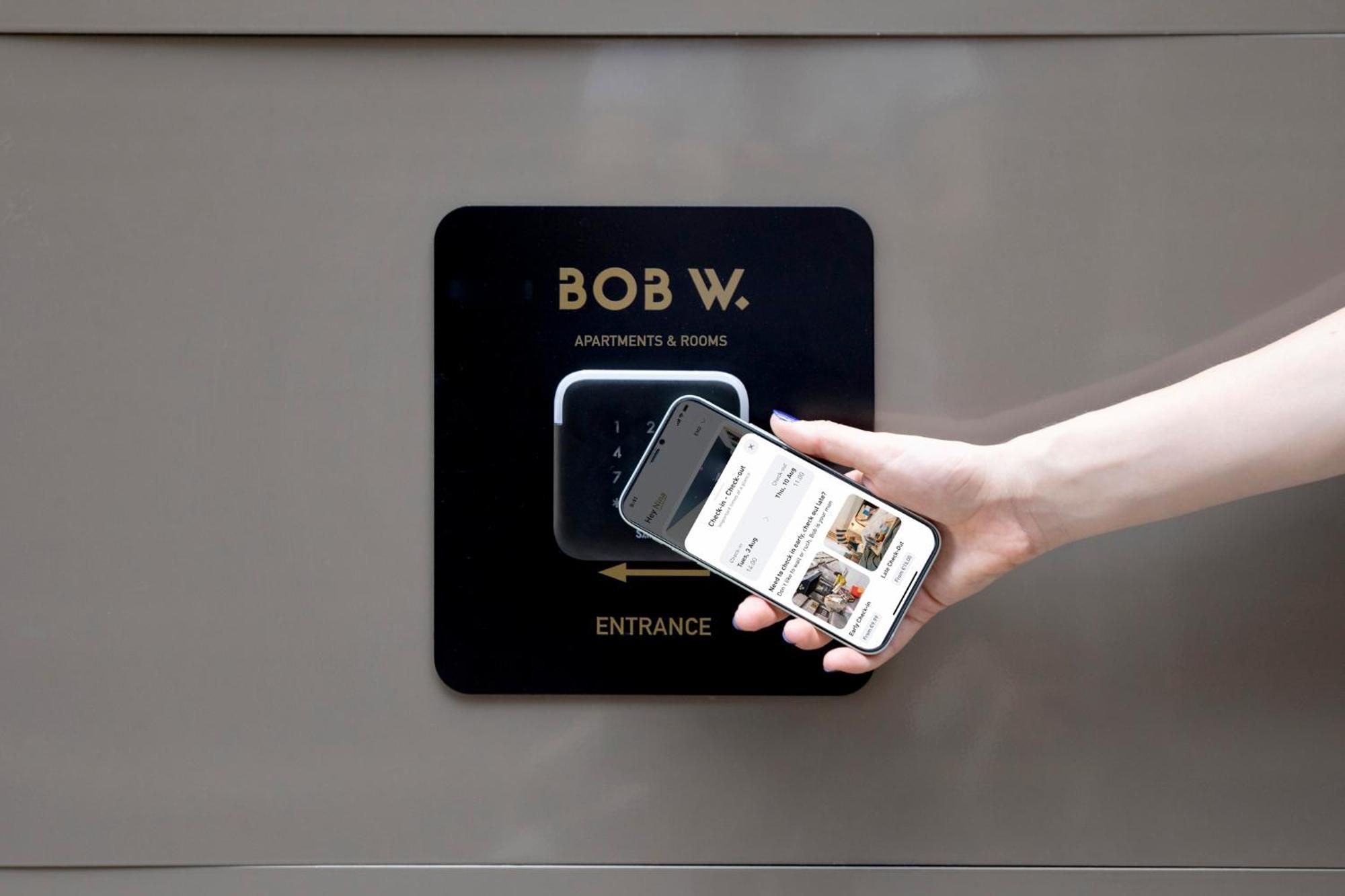 Bob W Schwabing Munich